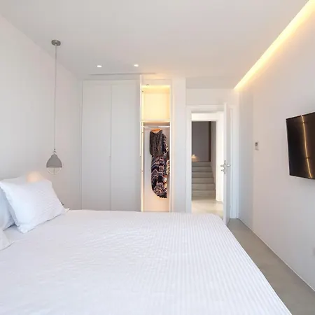 Villa Astounding Mykonos - Ligeia - 3 Bedrooms - Panoramic Views Of Beach - Kalafatis
